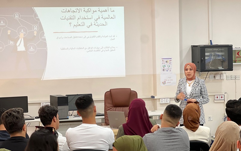 كلية التربية الاساسية تنظم ورشة عمل بعنوان (تبني تقنيات التعليم الحديثة في تدريس الطلبة والتي تواكب الاتجاهات العالمية ) 